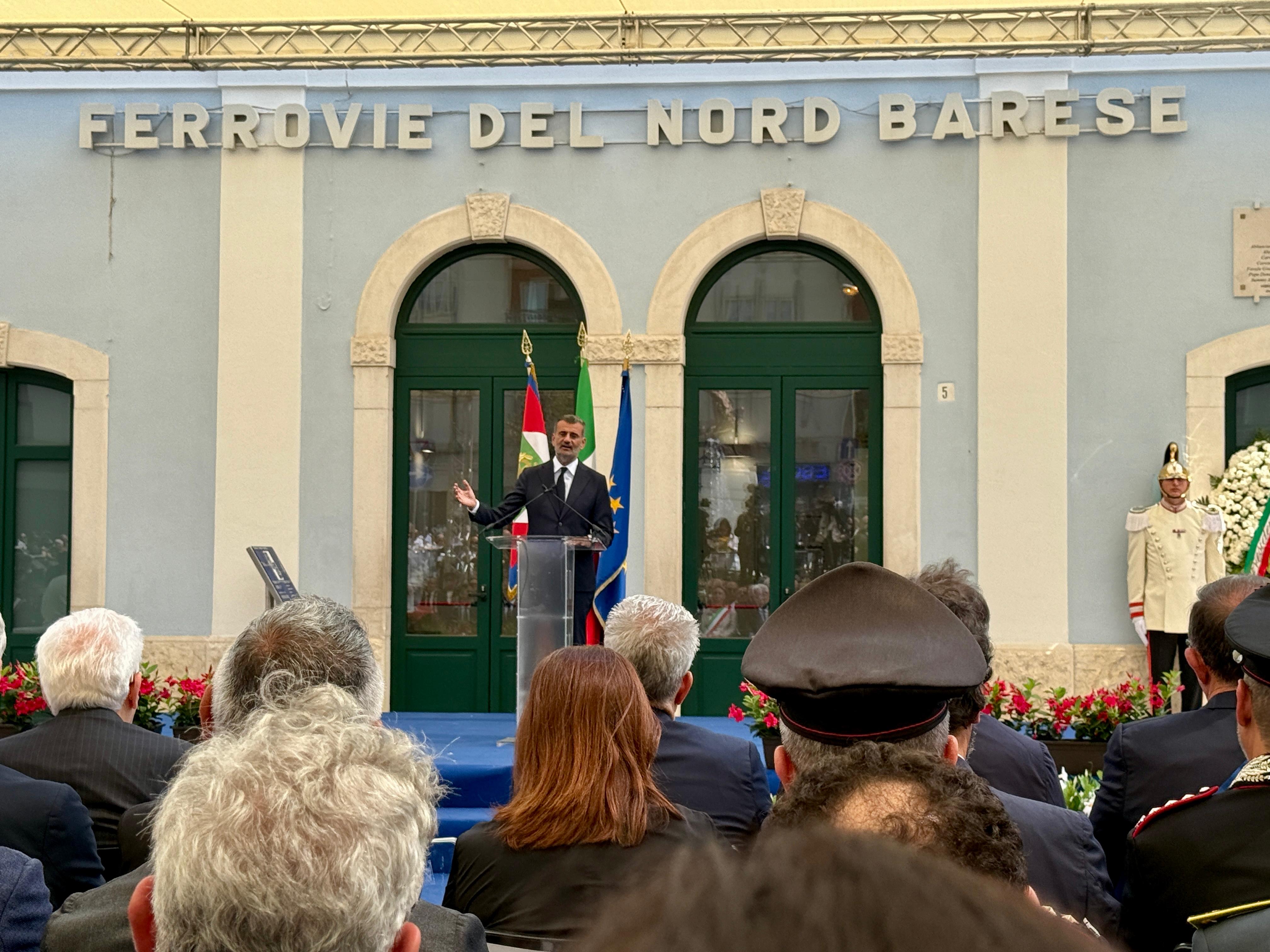 Galleria Decennale del disastro ferroviario Andria Corato: discorso del presidente Decaro - Diapositiva 8 di 9